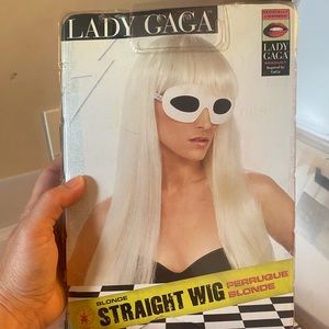 Officially licensed Lady Gaga Costume Blonde Wig